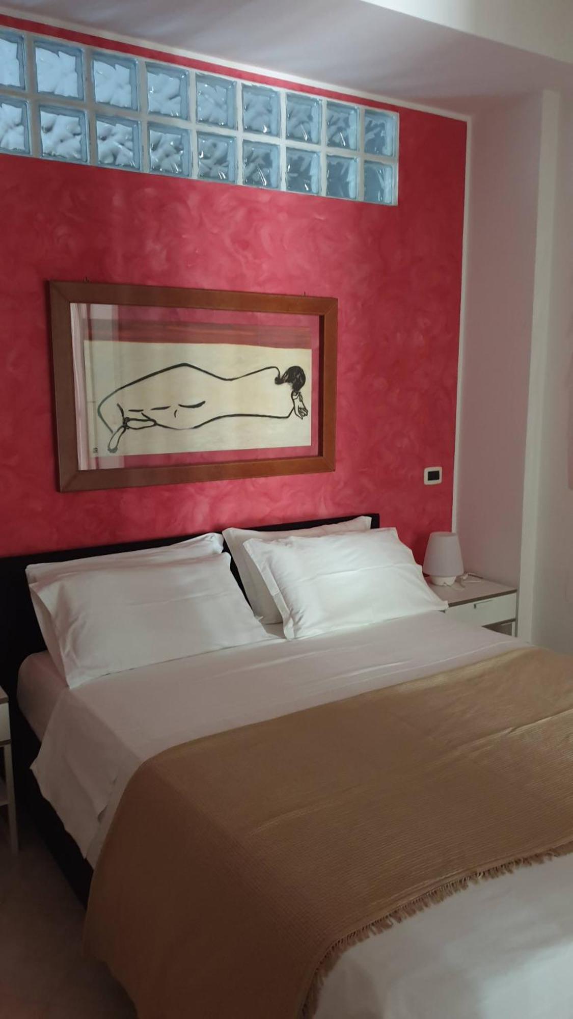 Residence Appartamenti Casa Vacanze Abbazia ペザロ エクステリア 写真