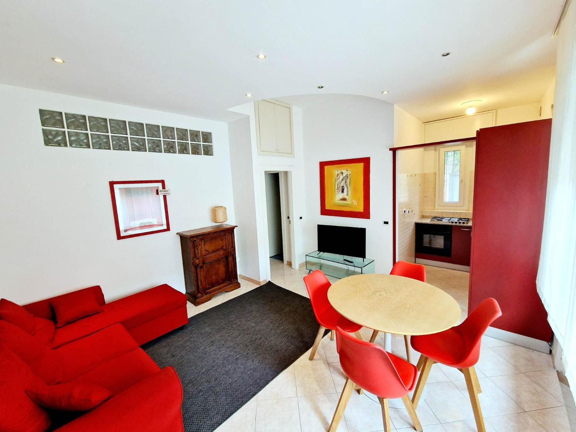 Residence Appartamenti Casa Vacanze Abbazia ペザロ エクステリア 写真