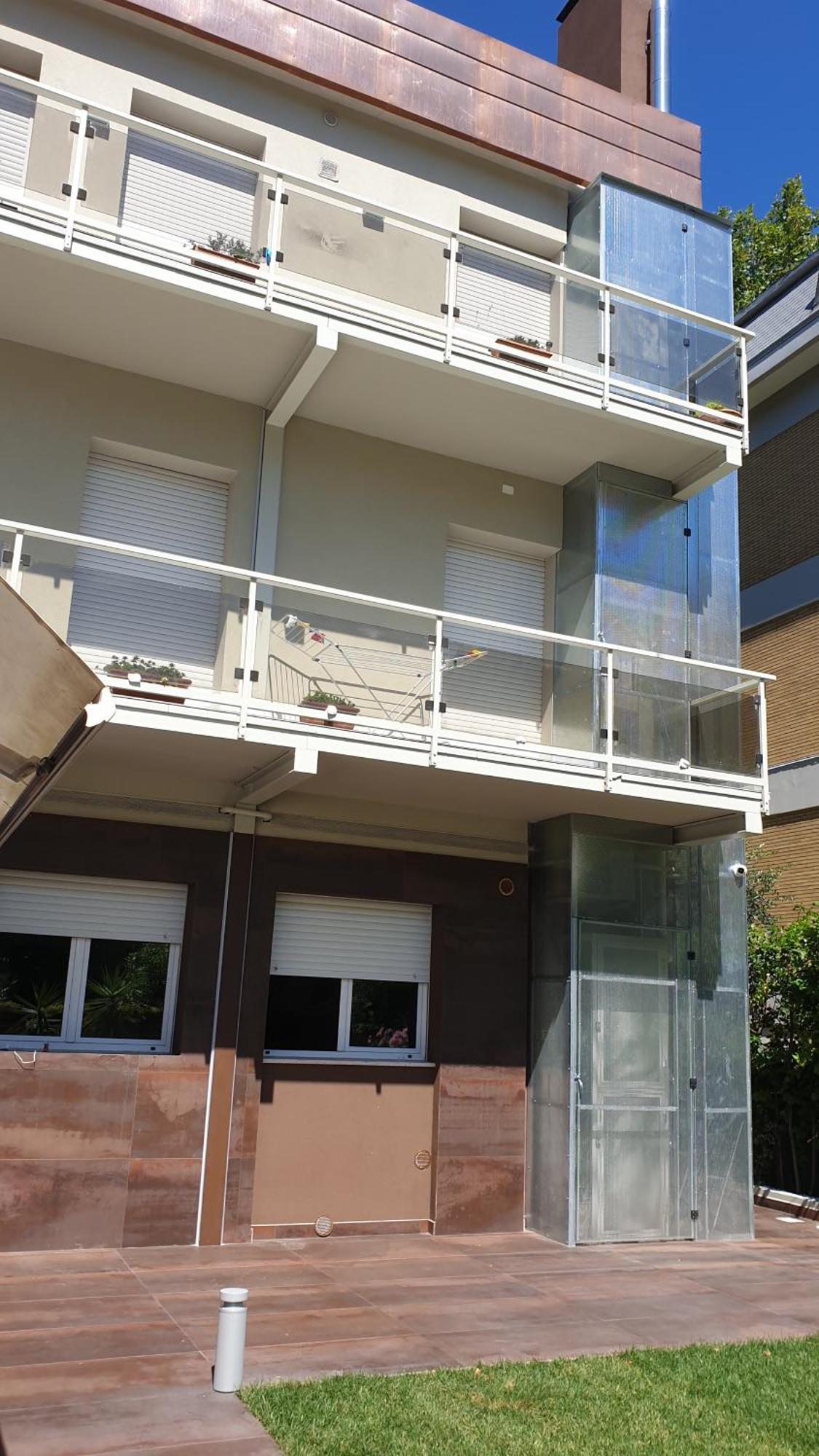Residence Appartamenti Casa Vacanze Abbazia ペザロ エクステリア 写真